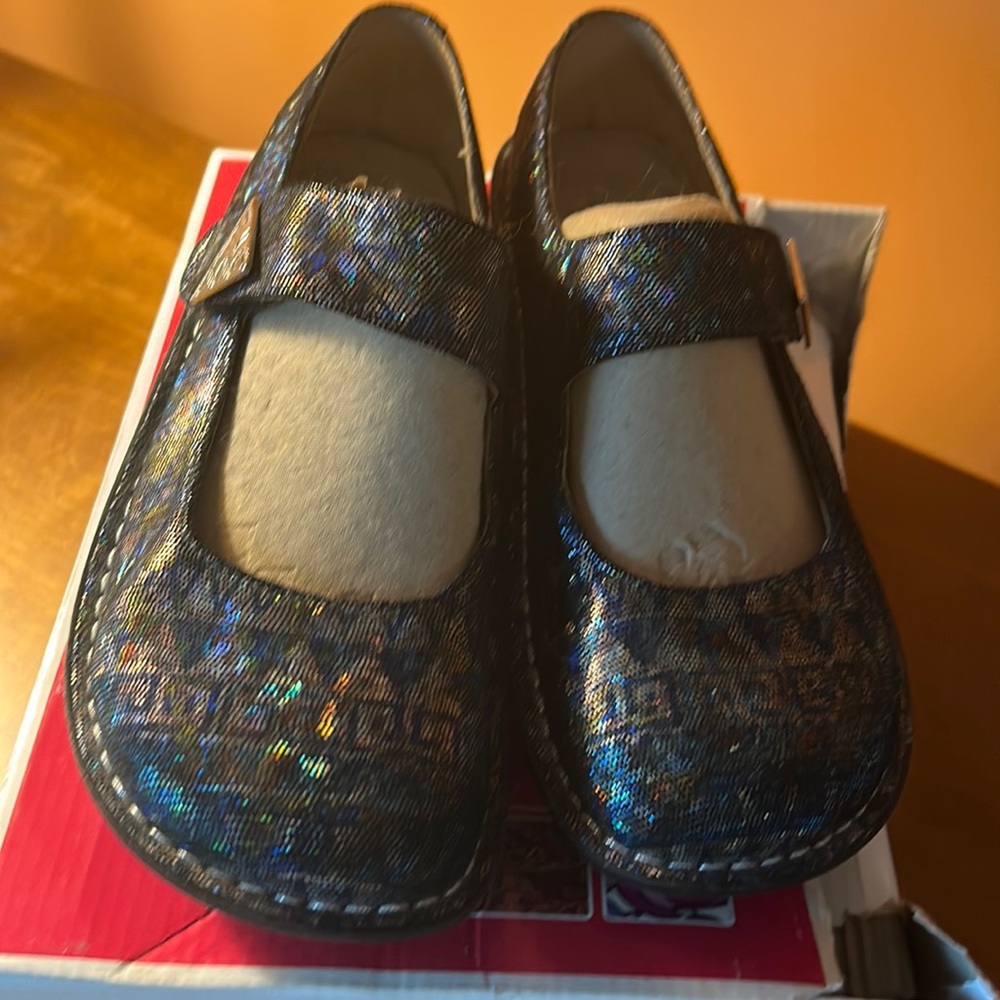 NWOT Alegria By PG Lite Leather Paloma Rave On The Nile Mary Jane Shoes Size 37